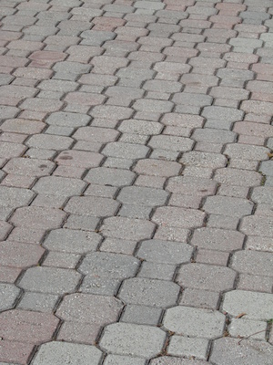 How to Install Landscaping Pavers | Garden Guides