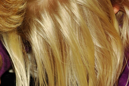 Does Mixing Lemon Juice In Your Conditioner Make Your Hair Blonder