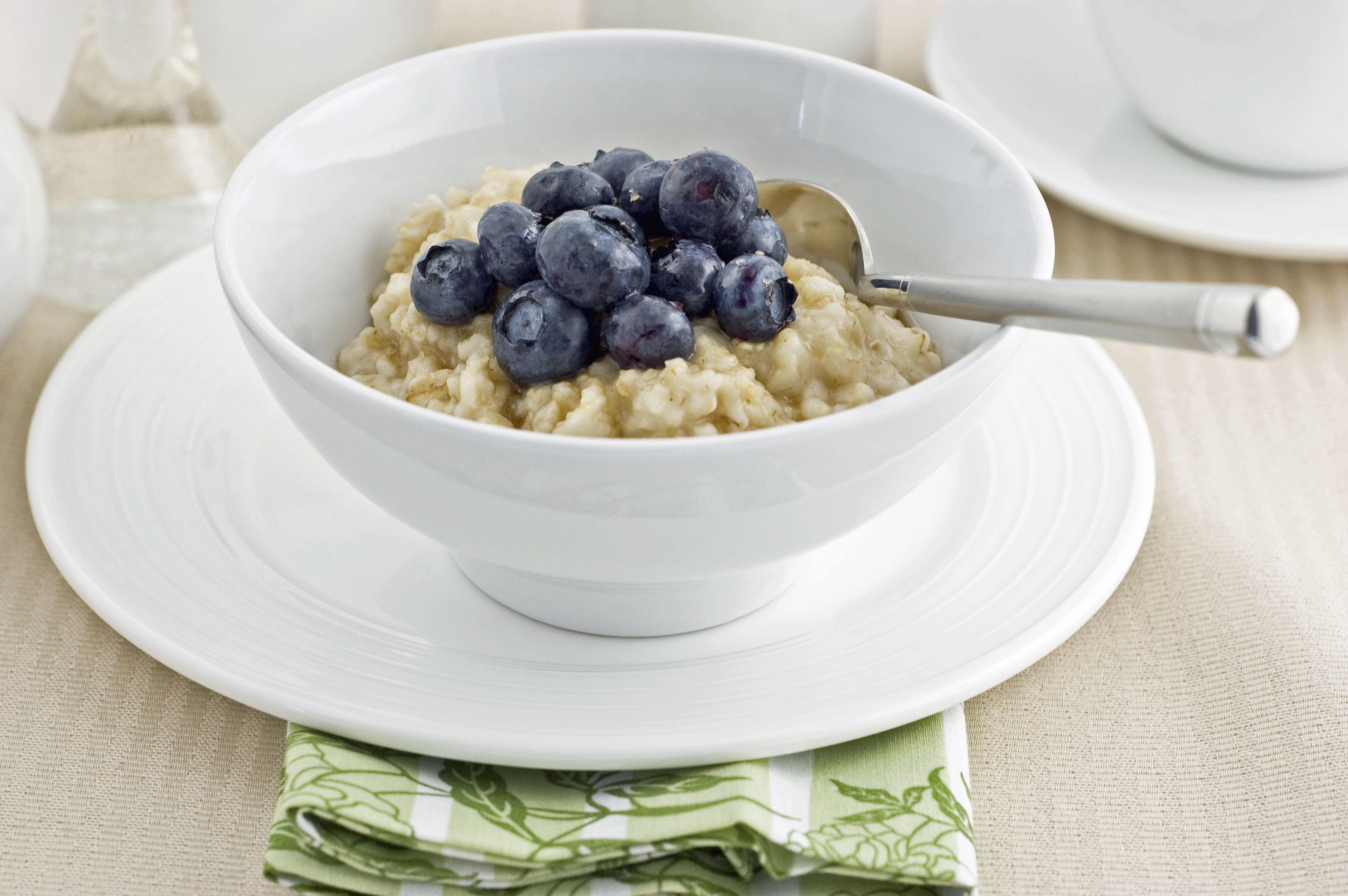 Health Benefits of Oatmeal Healthfully