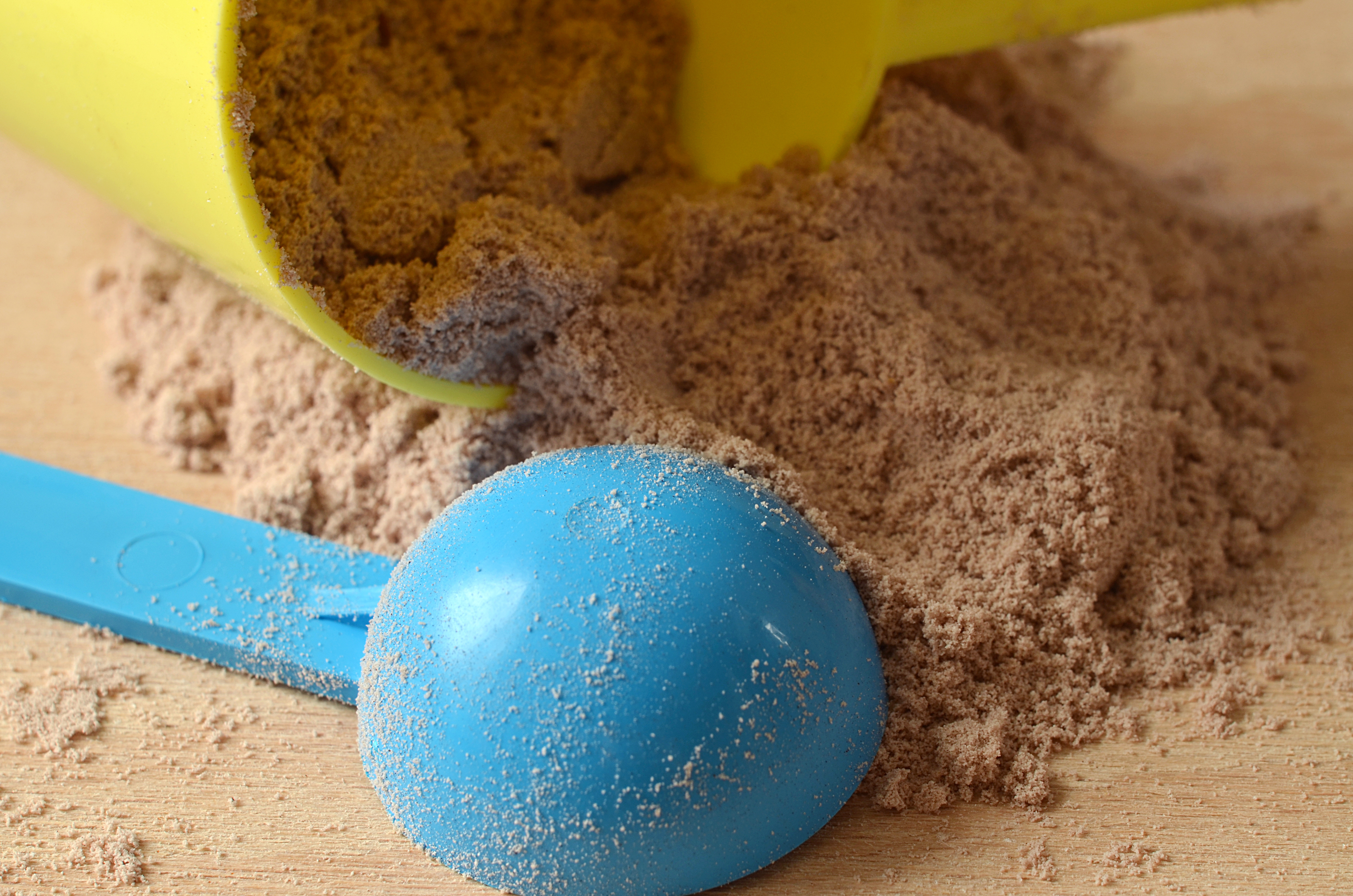 Things to Avoid in Protein Powder Healthfully