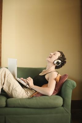 Deluge and uTorrent facilitate the download, or 