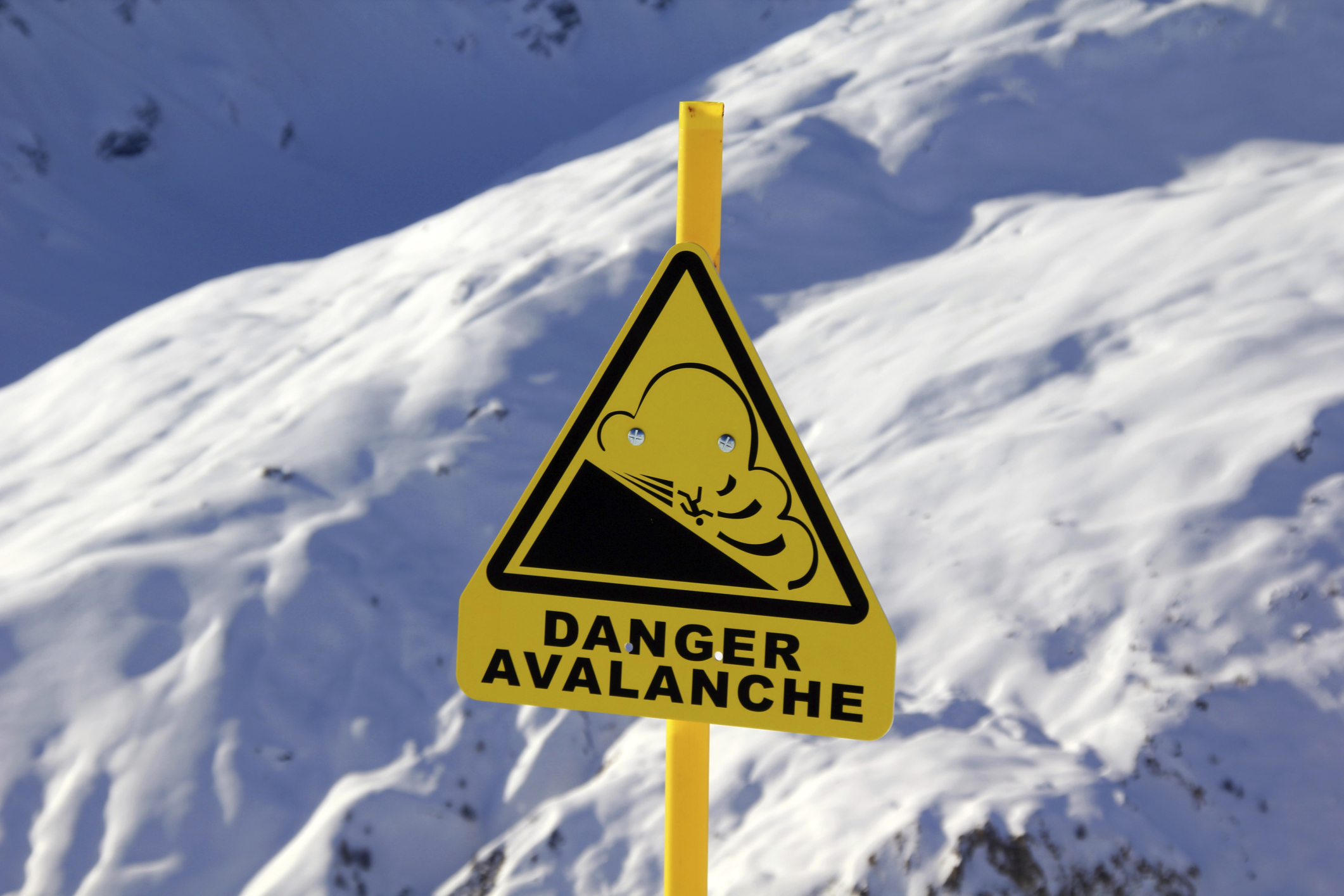 Who is usually affected by an avalanche