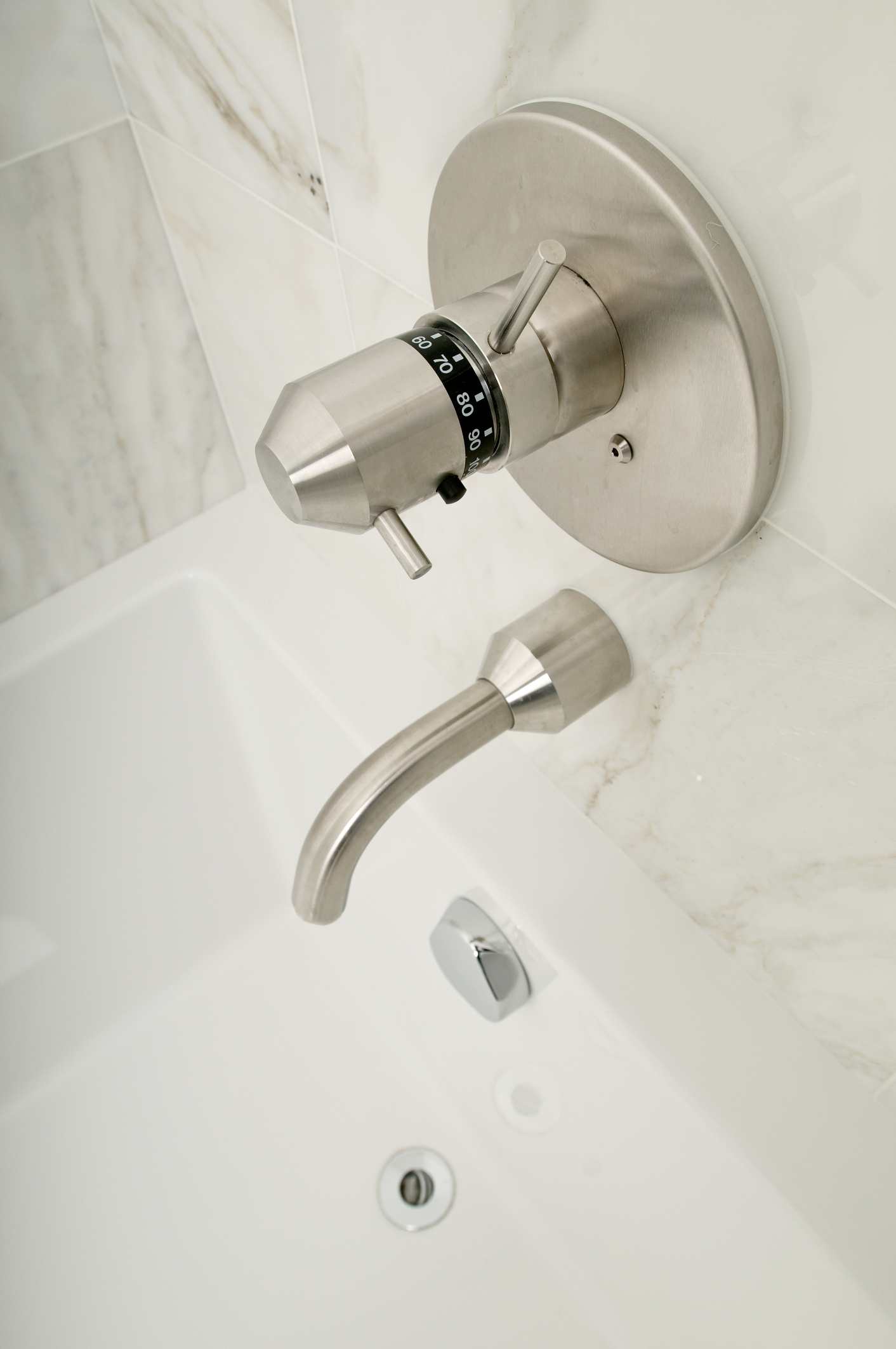 Shower Faucets That Control Both Volume And Temperature Homesteady