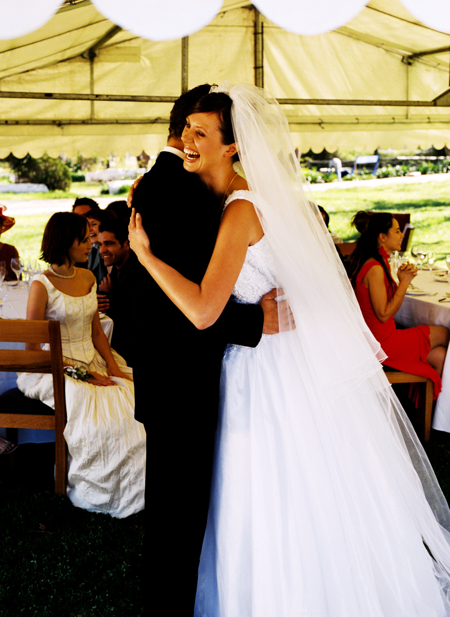 How To Make Tent Style Ceiling Drapes Ehow