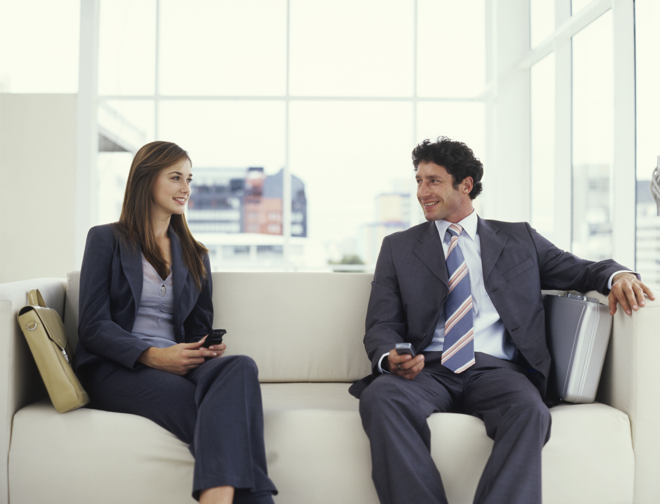 what should women wear to a job interview