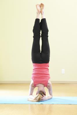 Yoga Headstand Benefits | LIVESTRONG. Yoga Headstand Benefits | LIVESTRONG.