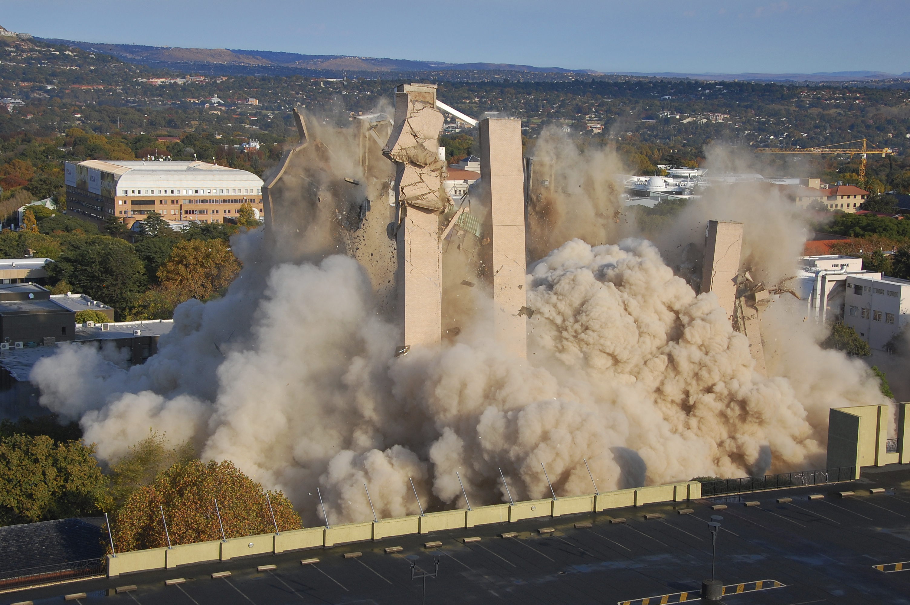 how-to-become-a-demolition-expert