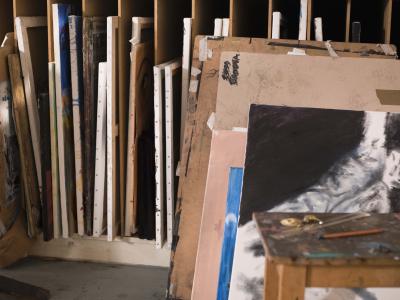 Cómo almacenar las pinturas en lienzos | eHow en Español