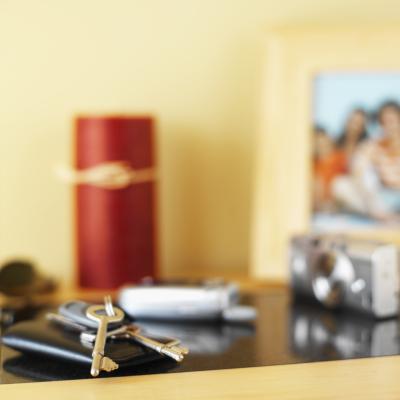 Key chain cameras can make inexpensive gifts or promotional items.