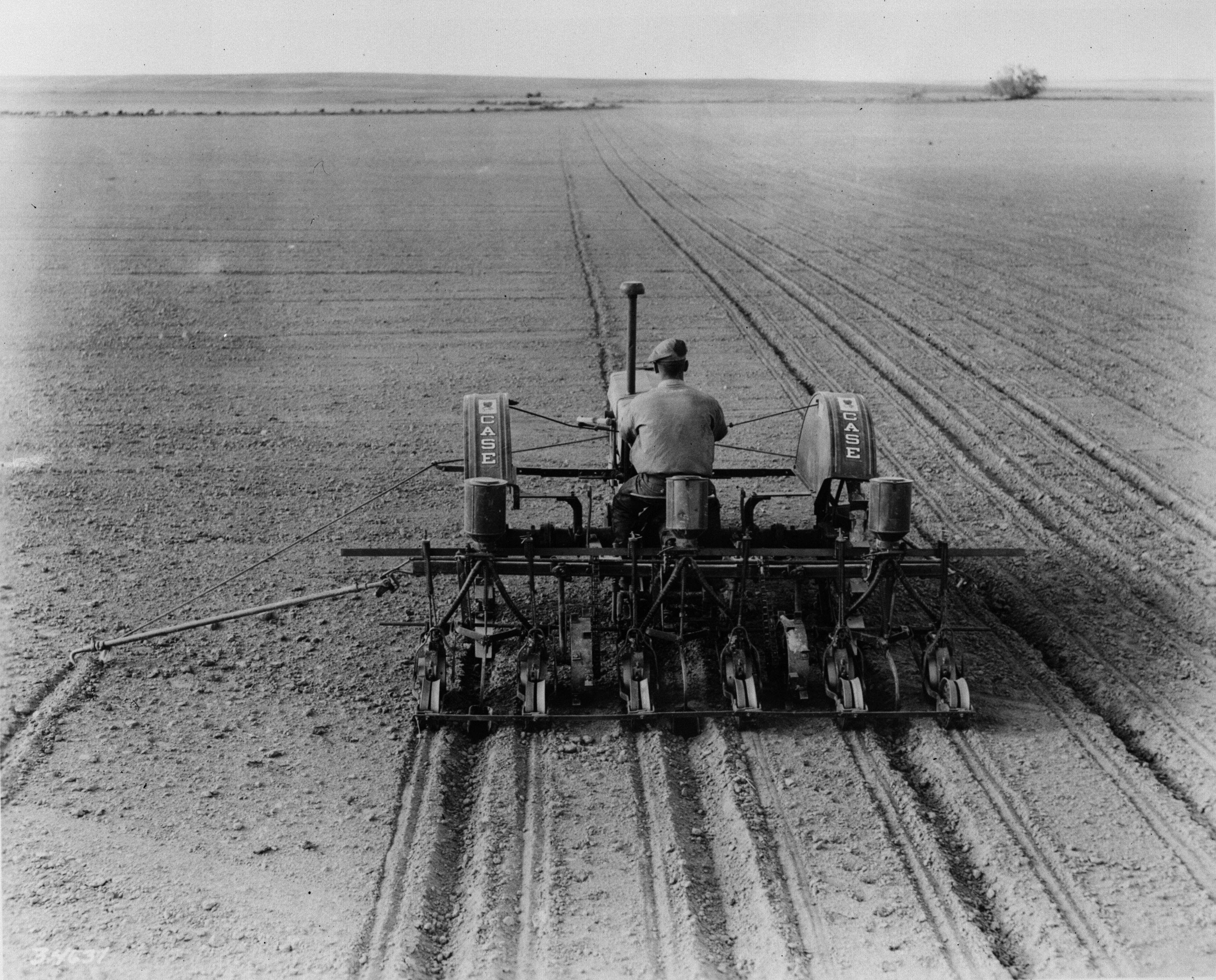 What Are the Benefits of the Steel Plow? Career Trend