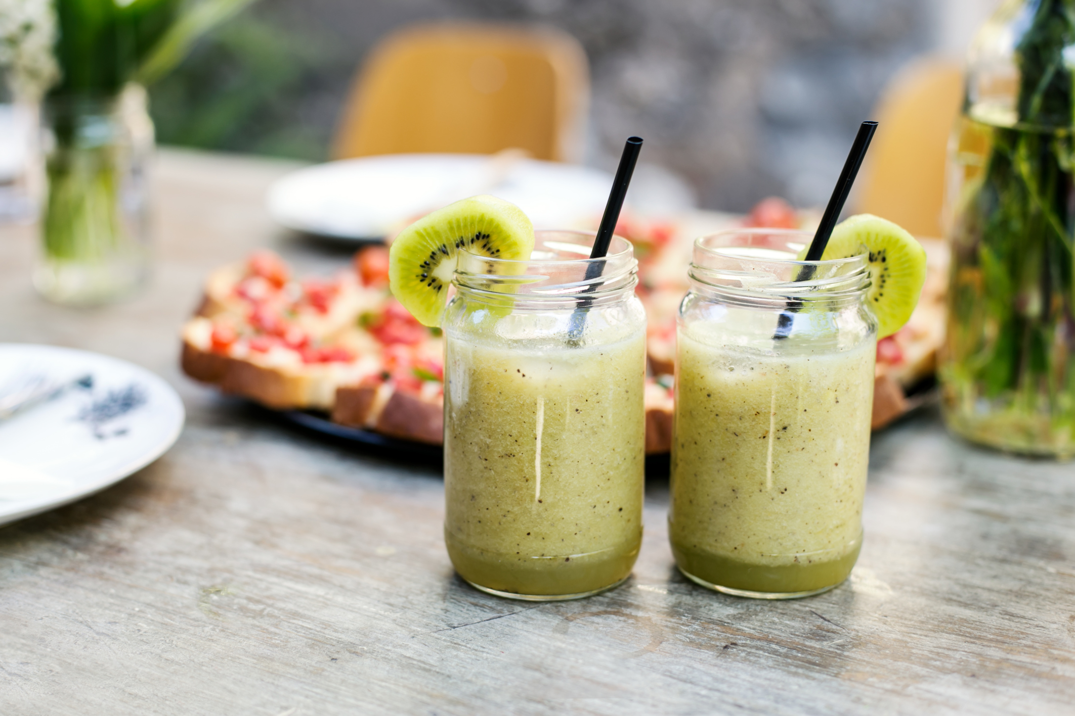 How Do I Blend Kiwi in a Blender? Healthfully