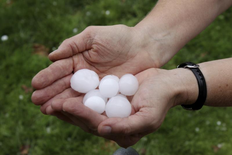 How Do Rain, Snow & Hail Form? Sciencing