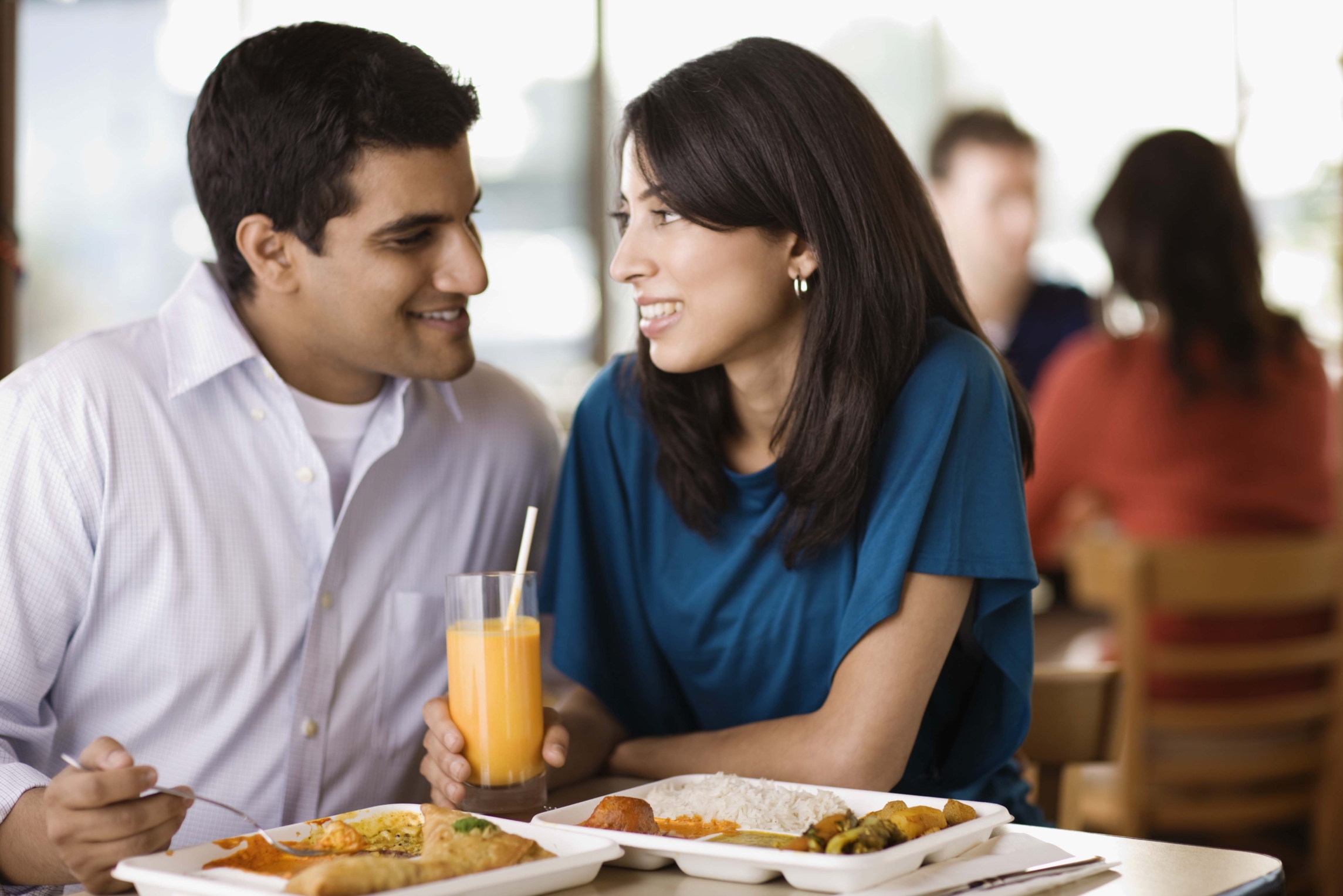 Como Tratar A Un Hombre Emocionalmente Inaccesible Cómo lidiar con un masoquista