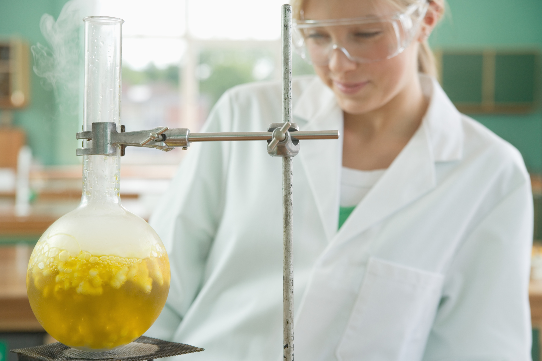 Vinegar Experiment for Endothermic and Exothermic Reactions Sciencing