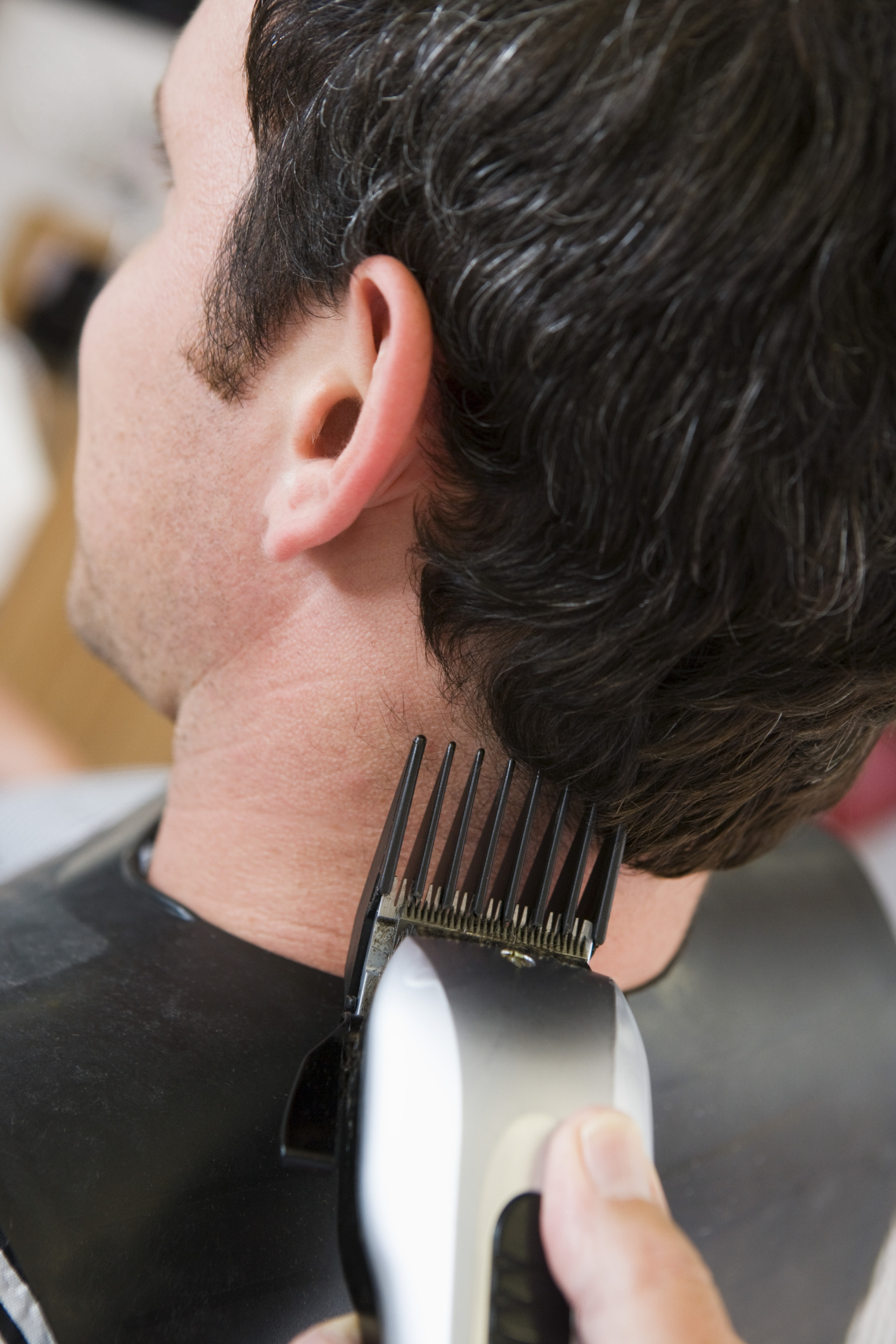 The Pay Scale of a Barber Instructor - Career Trend
