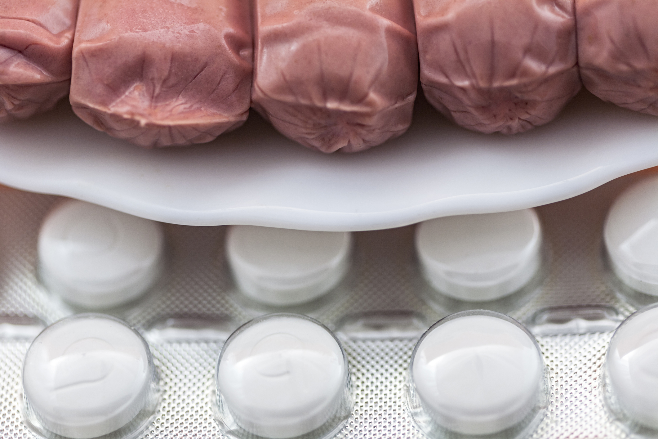 Pros & Cons of Diet Pills Healthfully