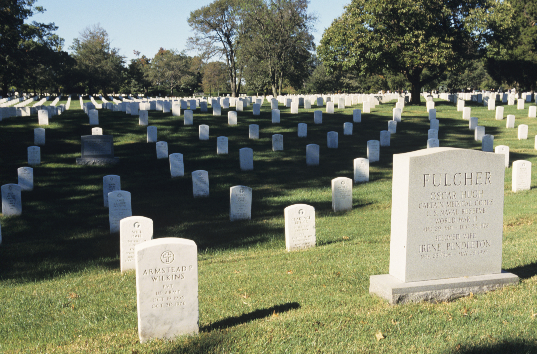How to Order a Military Headstone Synonym