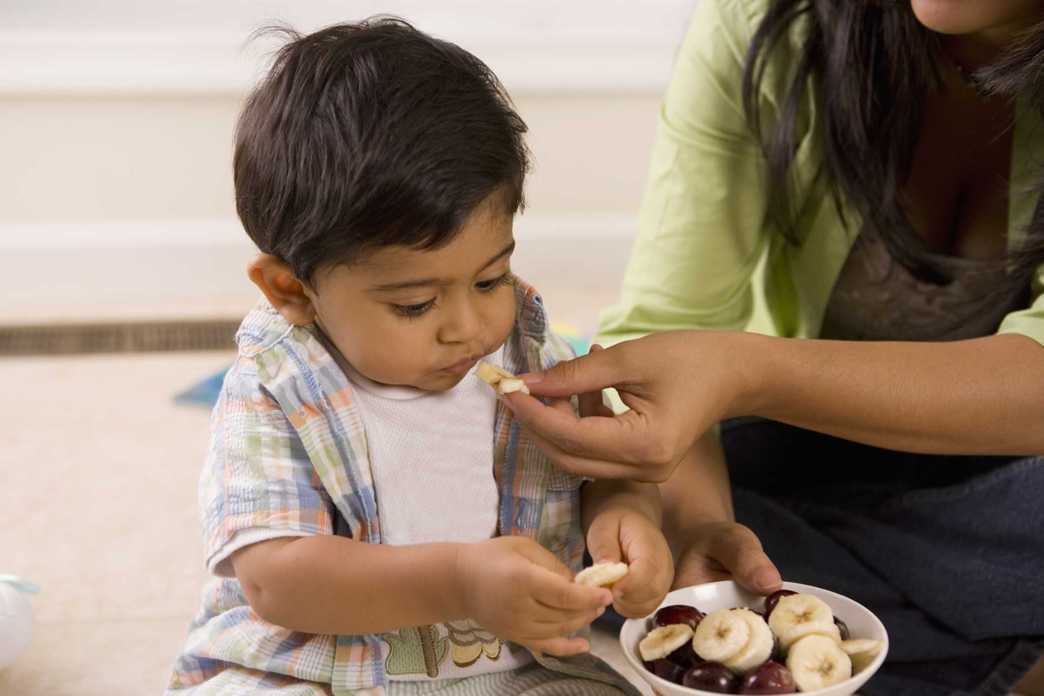 How to Introduce Peanut Butter to a Toddler Healthfully