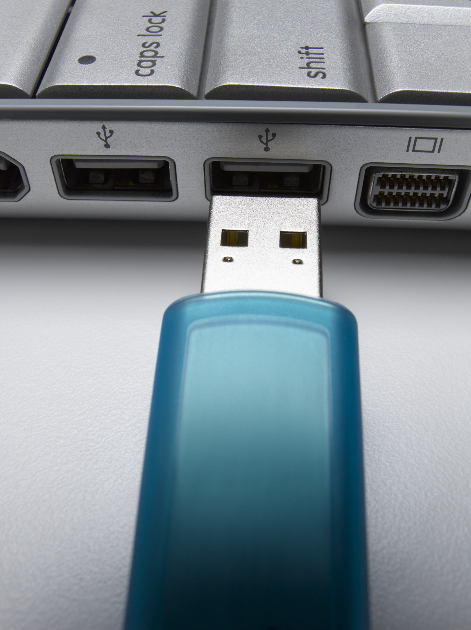 How to Save Files to a USB Flash Drive | eHow UK