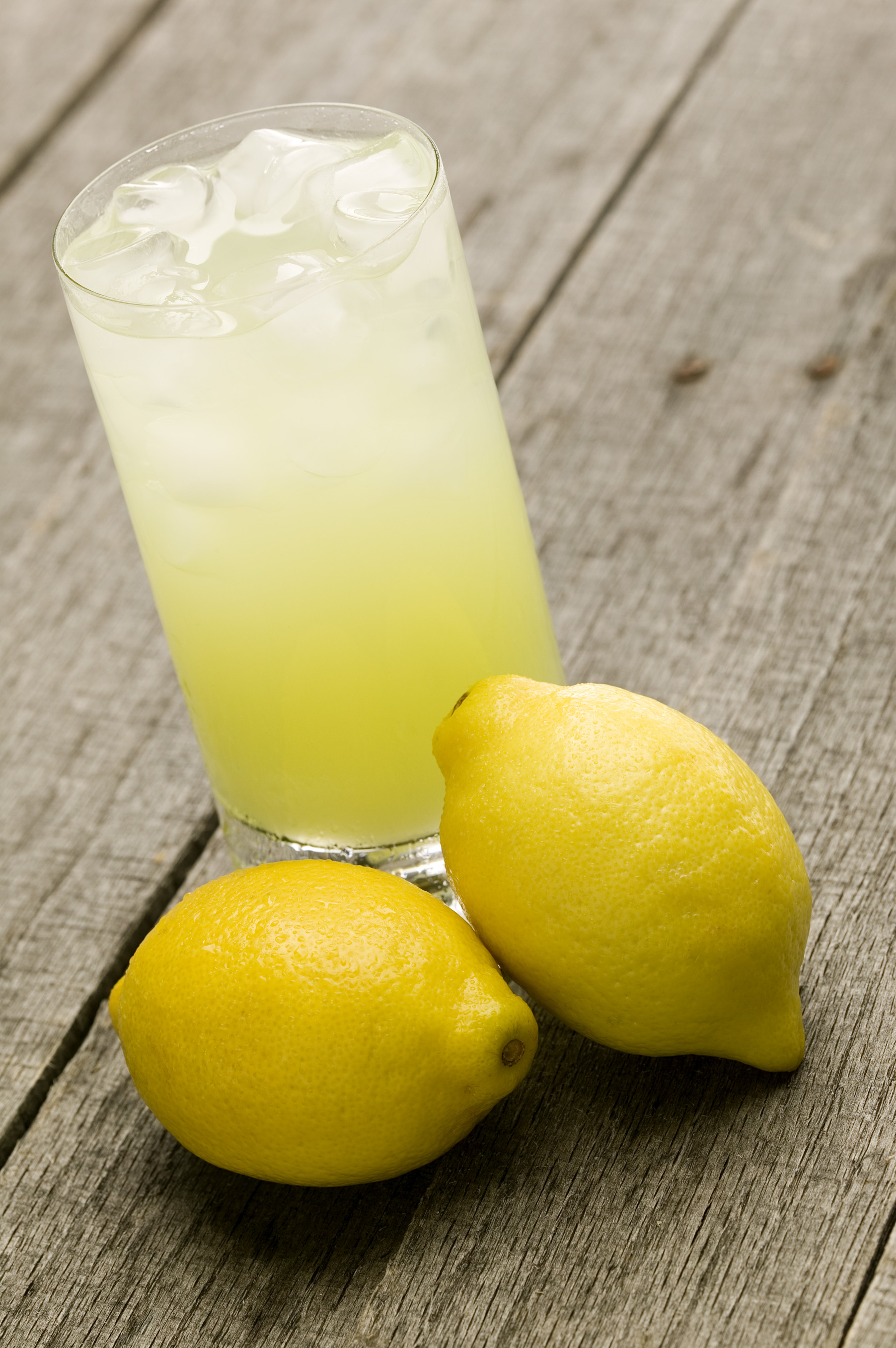 Red Cayenne Pepper & Lemon Juice Benefits Healthfully