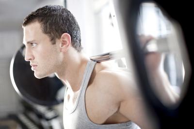 Five Safety Precautions for Lifting Weights