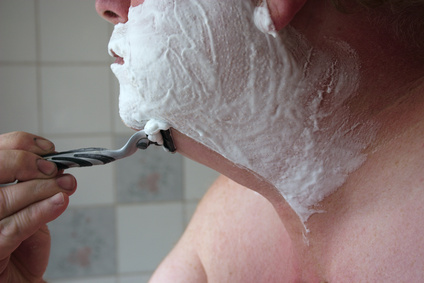 How To Use Rubbing Alcohol For Your Face After You Shave Leaftv