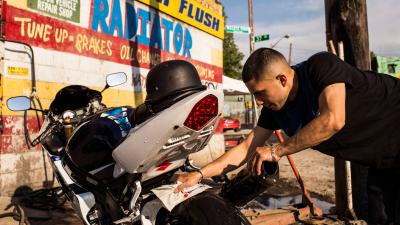 How Much Money Can A Motorcycle Mechanic Make