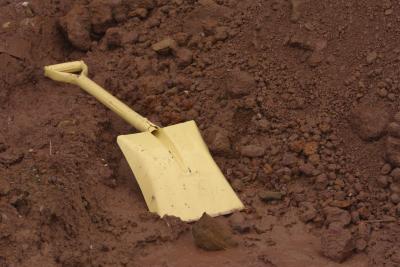 The Best Way To Mix Soil Without A Tiller