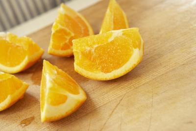What Are the Advantages of Eating Oranges?